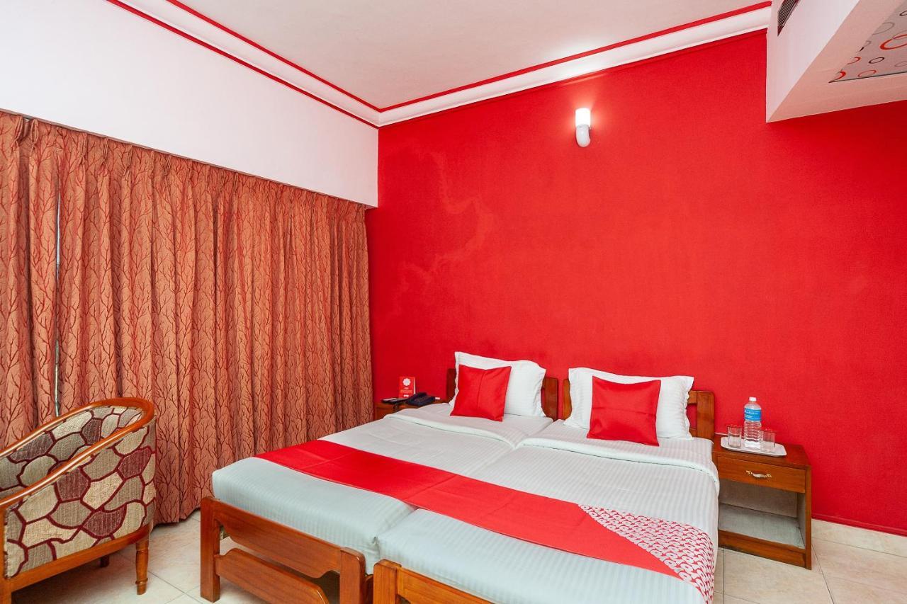 צ'נאי Hotel Manhattan מראה חיצוני תמונה