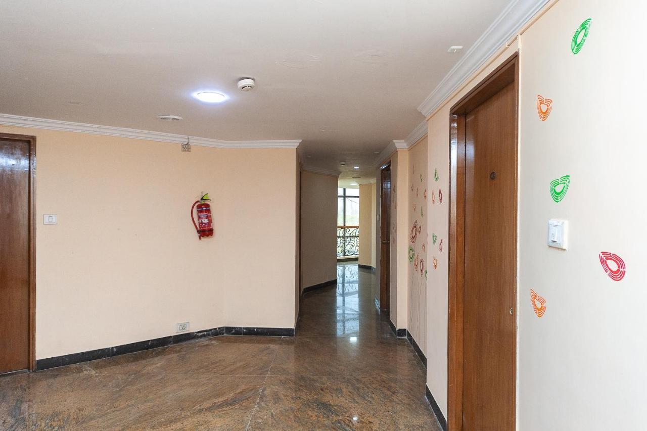 צ'נאי Hotel Manhattan מראה חיצוני תמונה