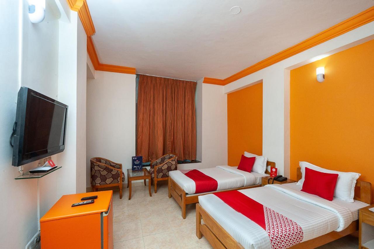 צ'נאי Hotel Manhattan מראה חיצוני תמונה