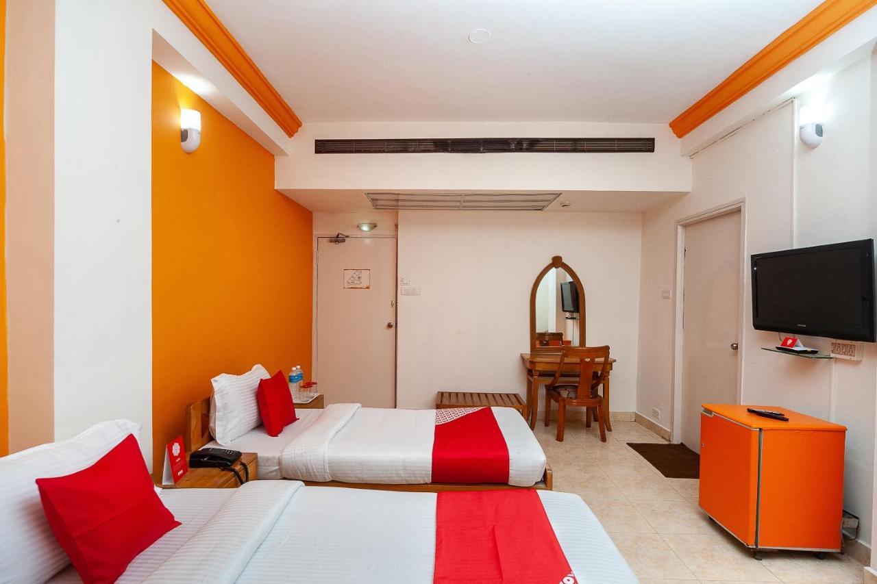 צ'נאי Hotel Manhattan מראה חיצוני תמונה