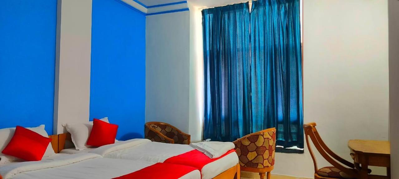 צ'נאי Hotel Manhattan מראה חיצוני תמונה