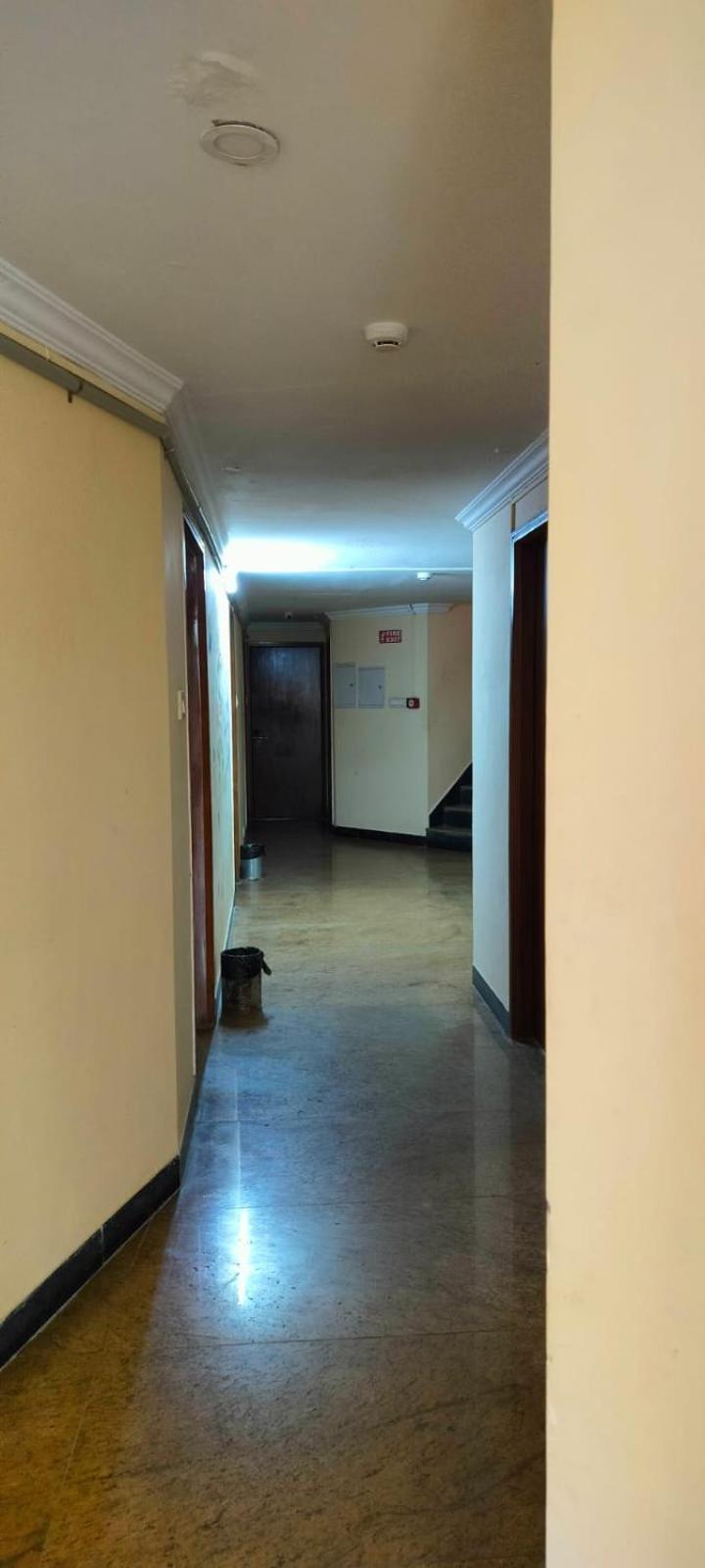צ'נאי Hotel Manhattan מראה חיצוני תמונה