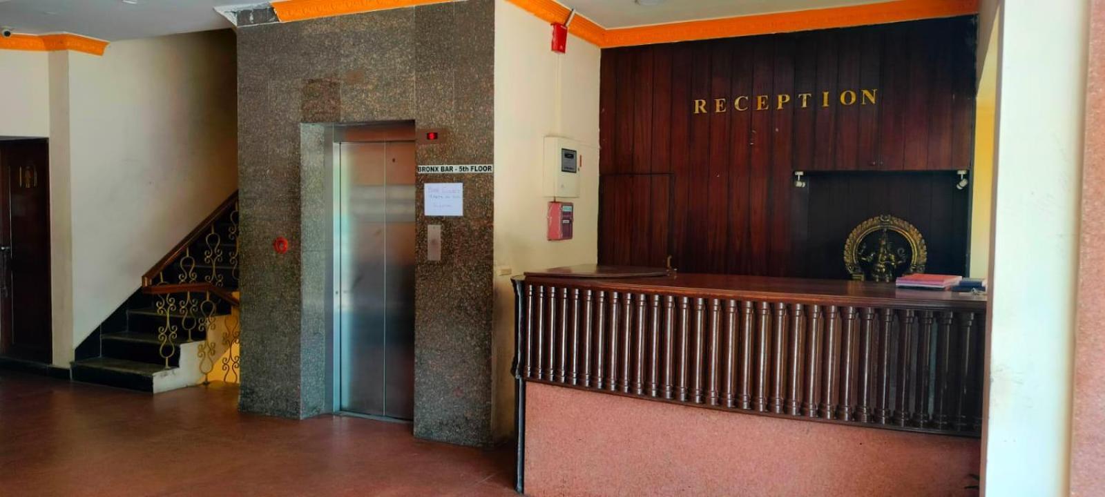 צ'נאי Hotel Manhattan מראה חיצוני תמונה